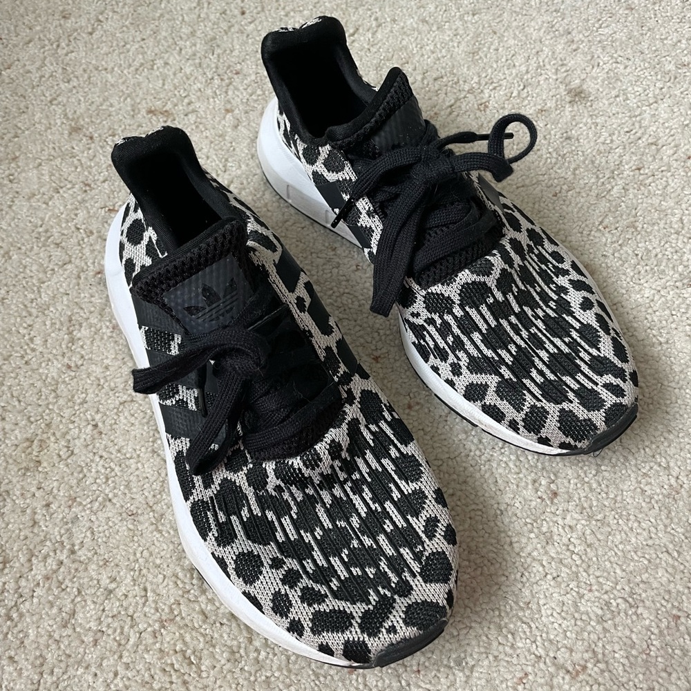 Adidas Sneakers Sz 7.5